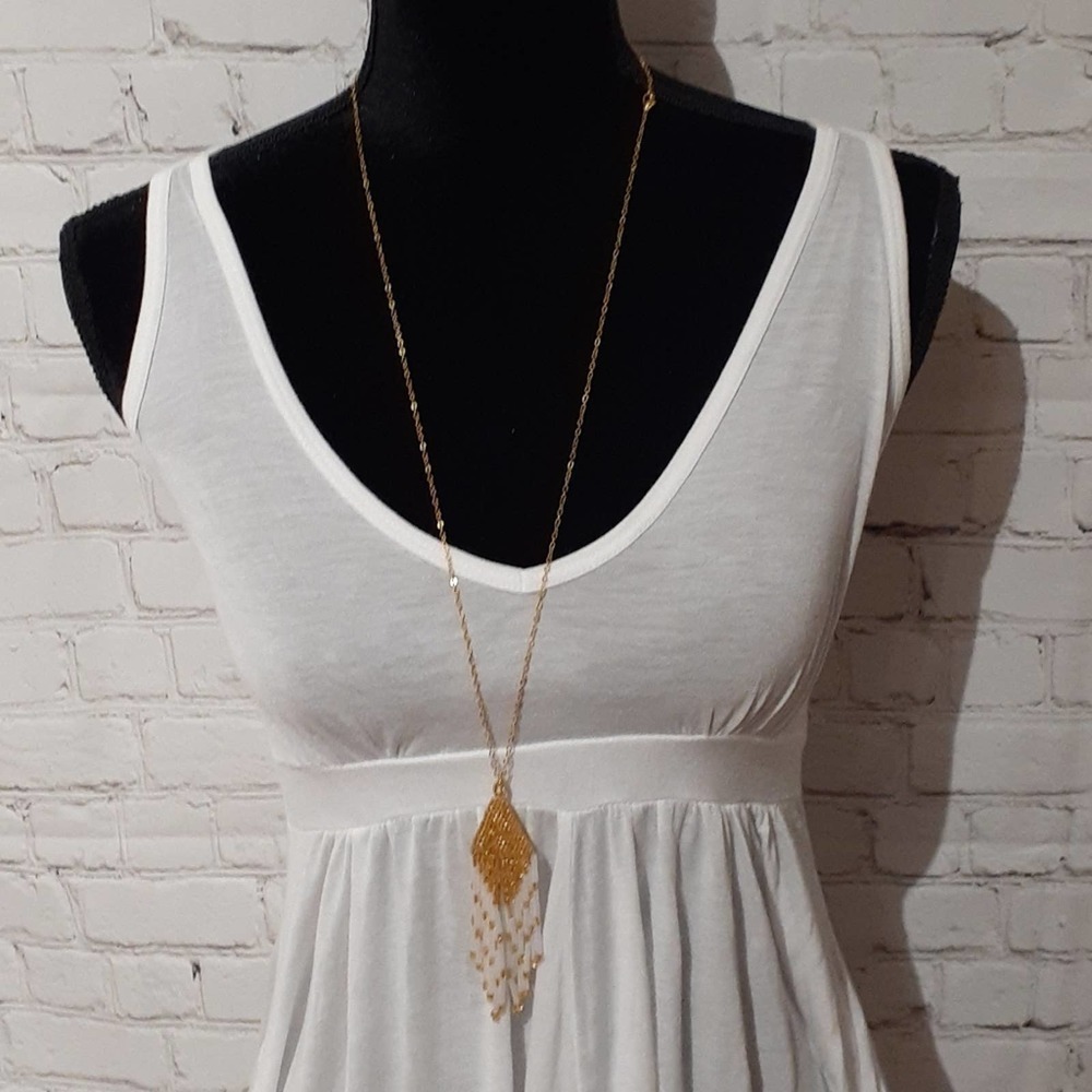 Pink beaded gold necklace
